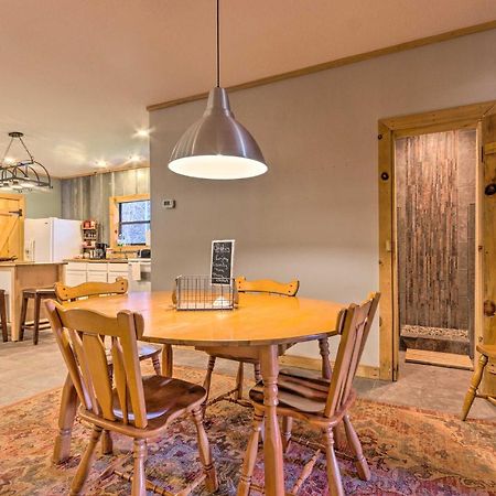 Pet-Friendly Blue Ridge, Cherokee Forest Retreat! Greeneville Kültér fotó